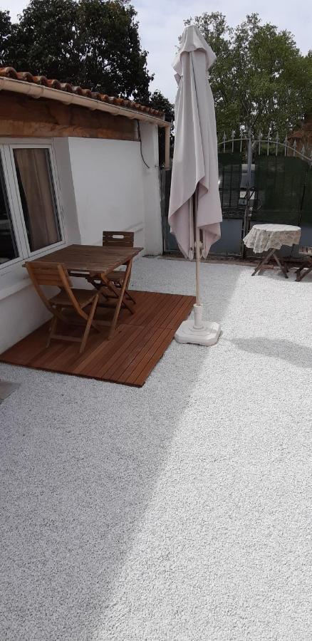 Petit Studio Independant Dans Jardin Avec Parking Et Portail Electrique 마르세유 외부 사진